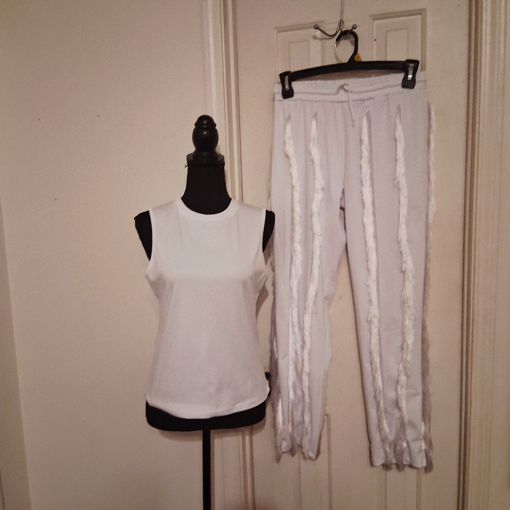 Elegant White Women's Fringe Pants & Top Set - Picture 4 of 6